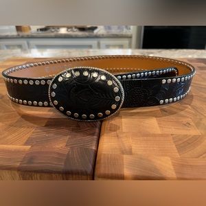 Black vintage belt